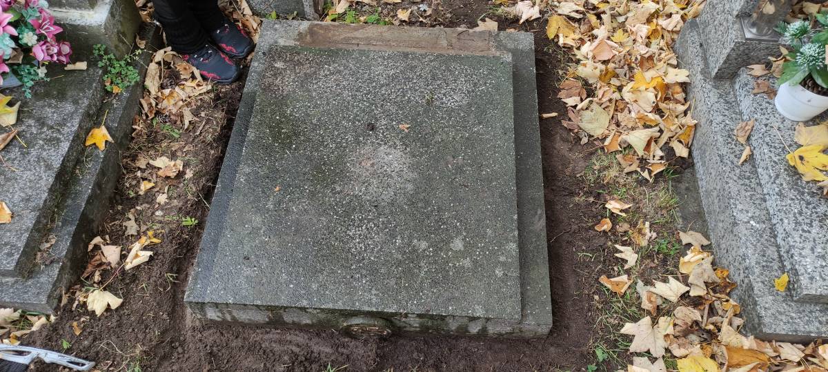 Renovace a oprava hrobů v Plzni